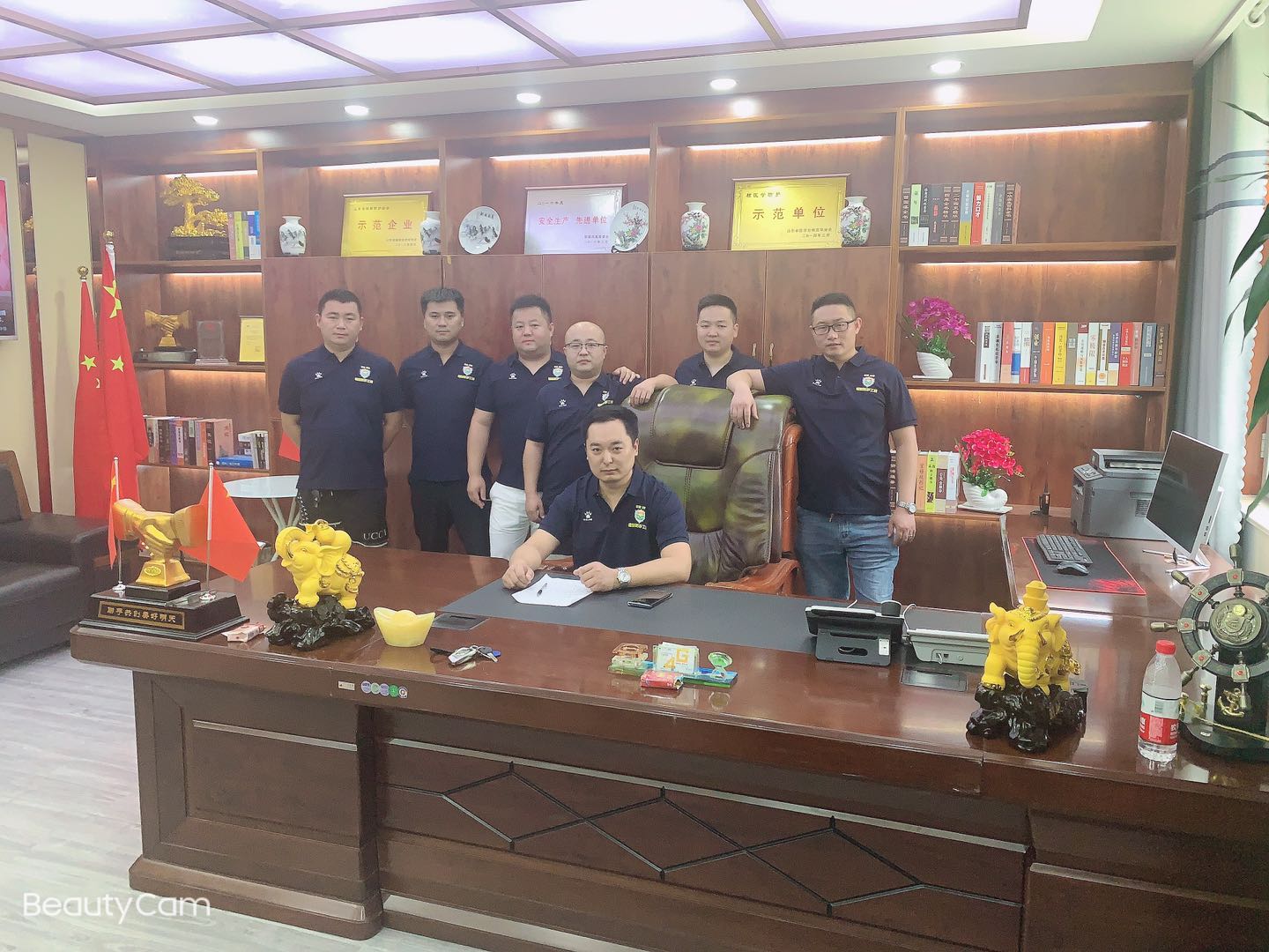 朝氣“鵬博”的團隊～ 這是一年前的今天……